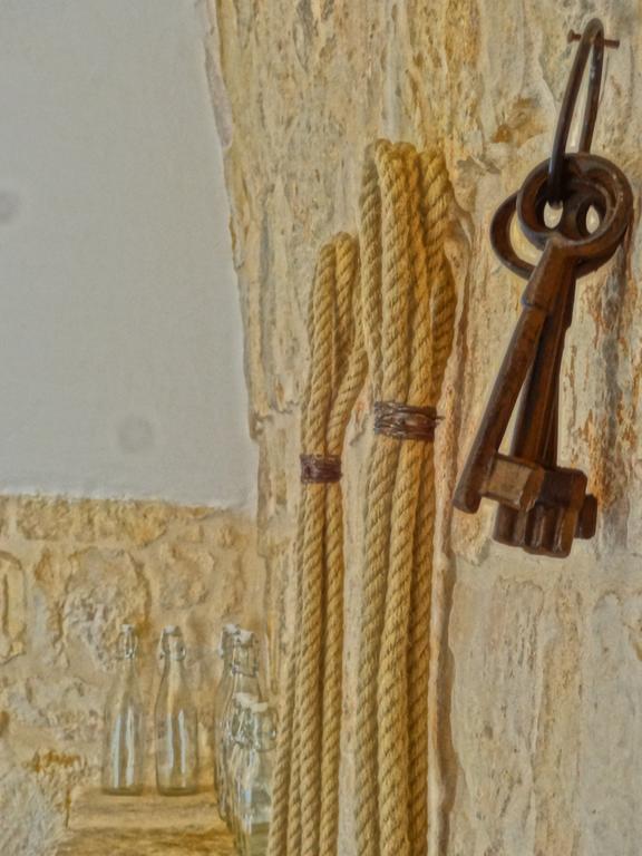 Borgo Sardedda Suites Locorotondo Rum bild