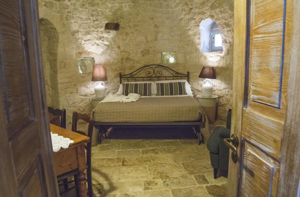 Borgo Sardedda Suites Locorotondo Exteriör bild