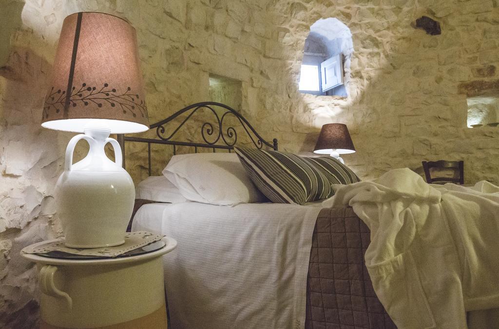 Borgo Sardedda Suites Locorotondo Exteriör bild